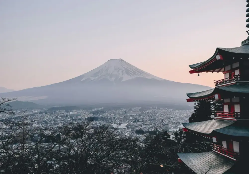 Ile naprawdę kosztuje lot do Japonii? Średnie ceny biletów z Polski