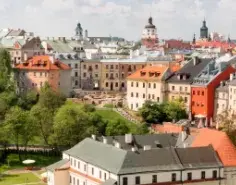 Które miasto nad Bystrzycą oczaruje Cię niepowtarzalnym pięknem?