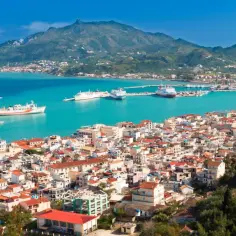 Ile trwa lot z Katowic na Zakynthos? Sprawdź czas przelotu i opóźnienia