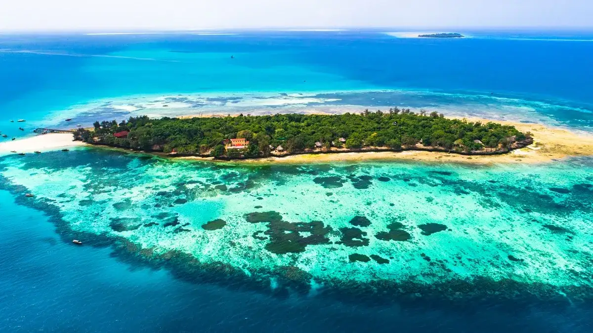 Zdjęcie Czas lotu z Warszawy na Zanzibar - ile godzin trwa przelot?